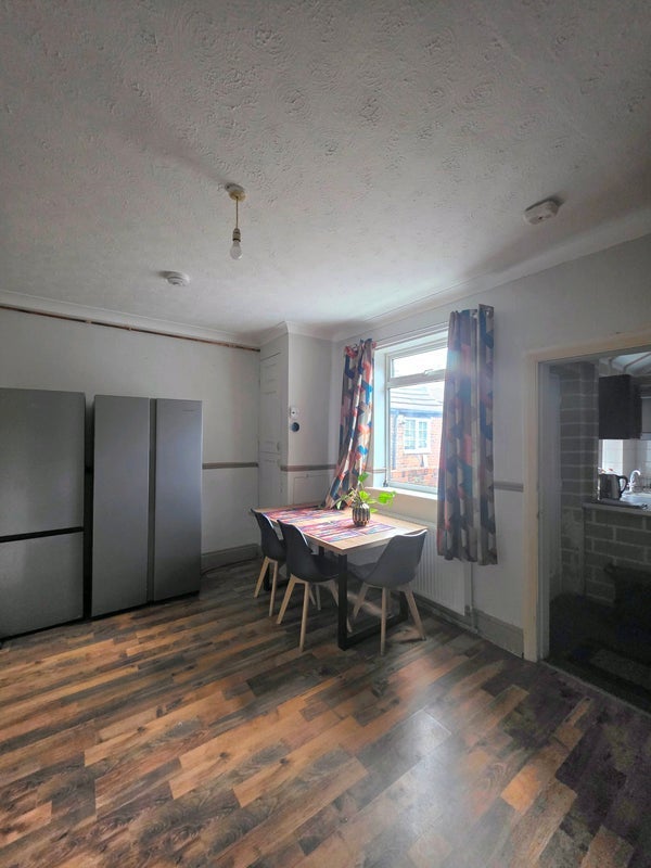 Room Field Drive in Shirebrook