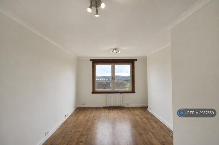 Flat Colinton Place in Dundee