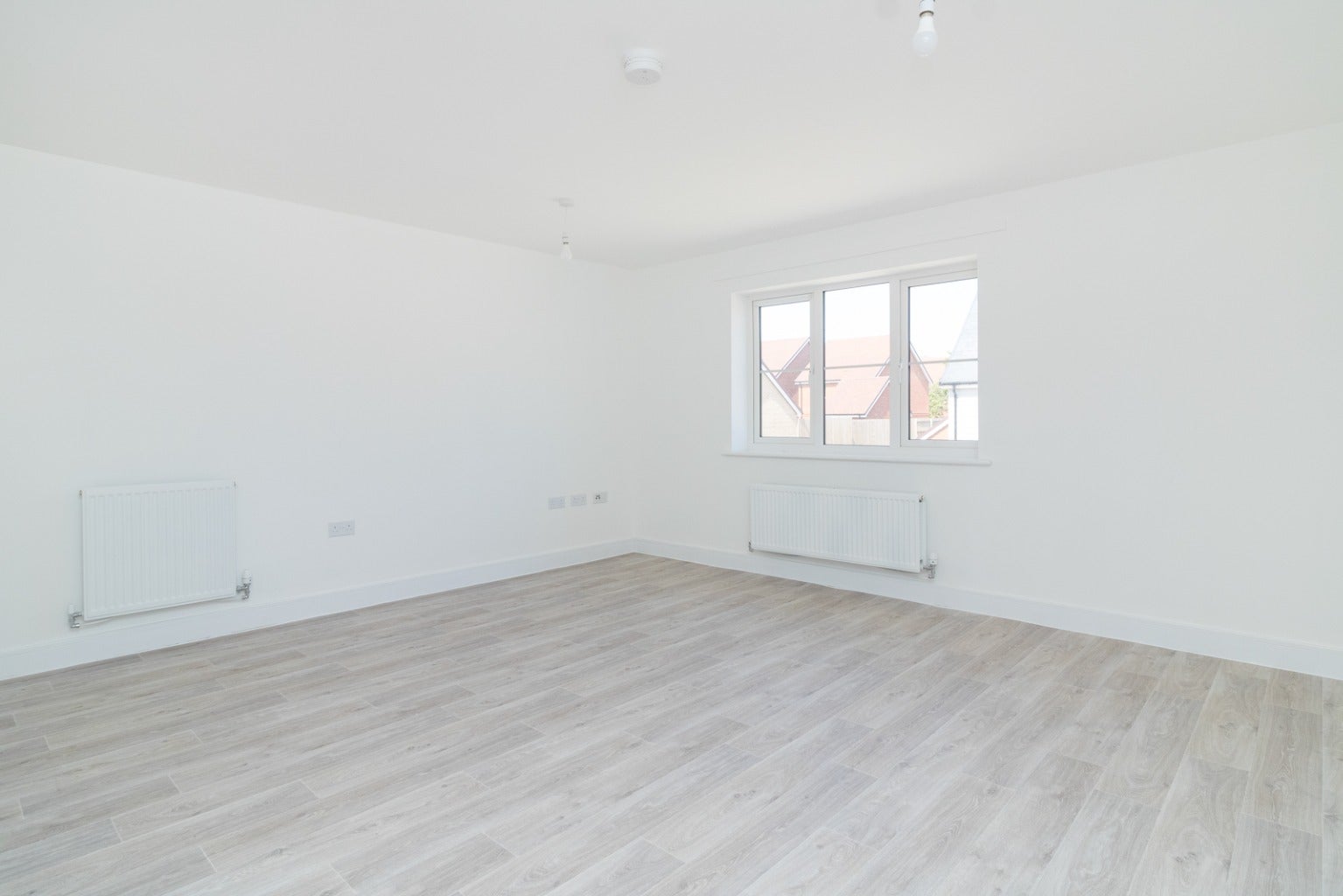 Flat Dallaway Drive in Westham