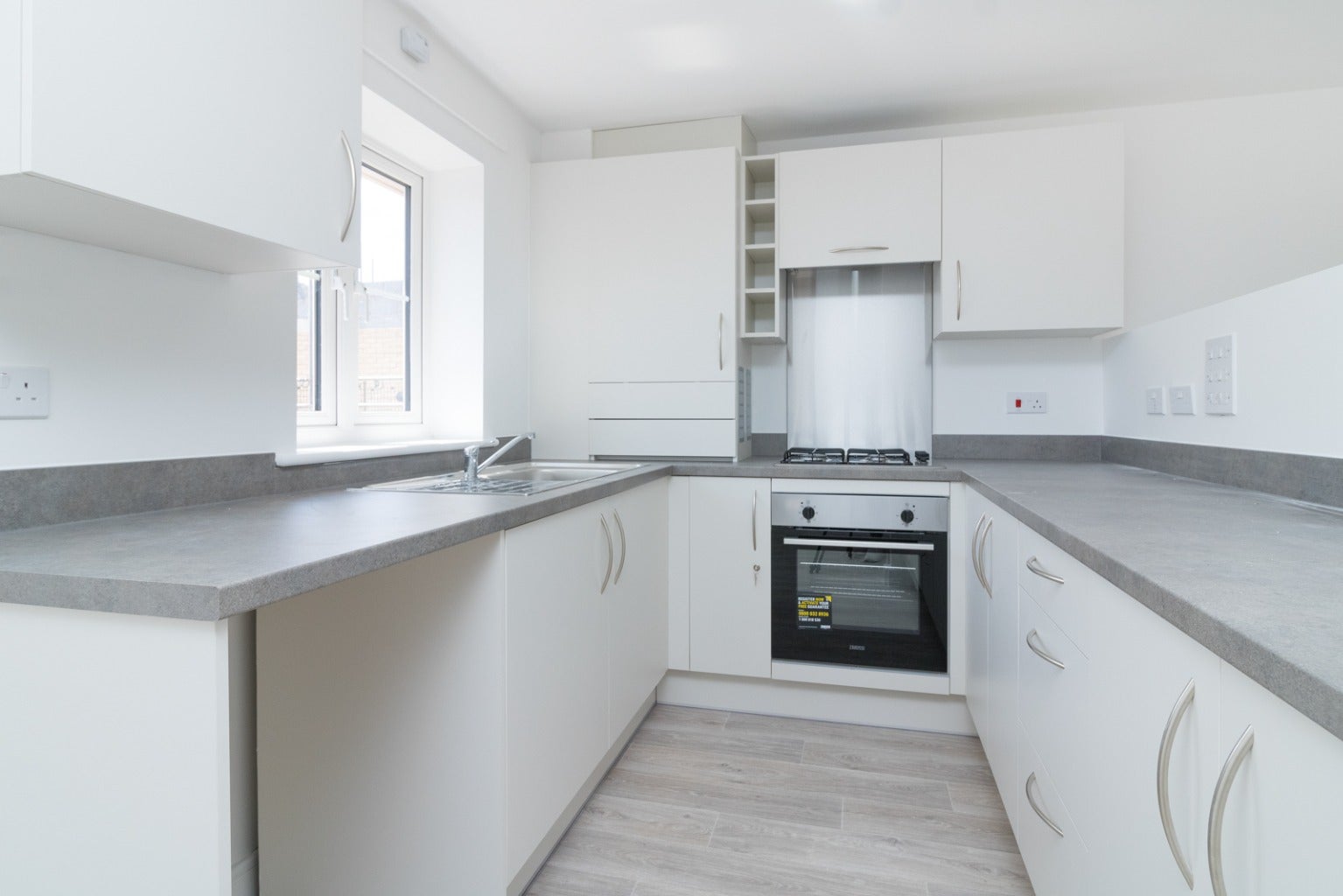 Flat Dallaway Drive in Westham