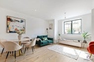 Flat Fairholme Road in London