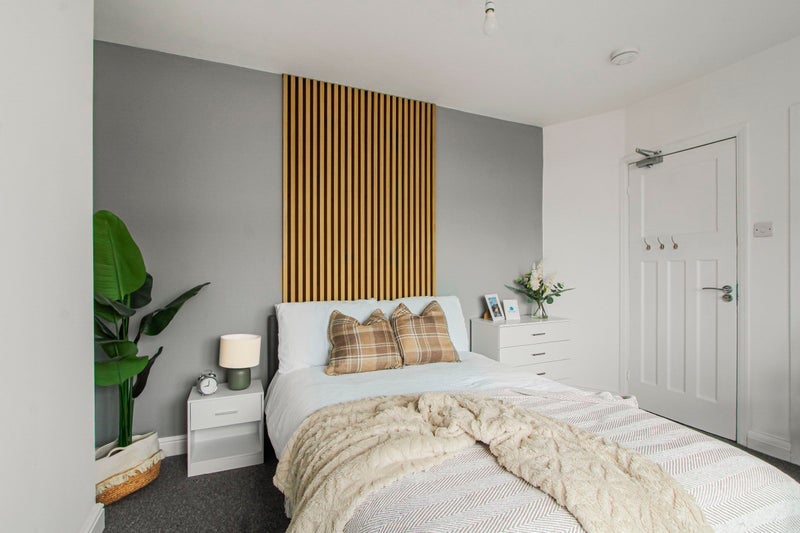 House Whiteway Close in Bristol