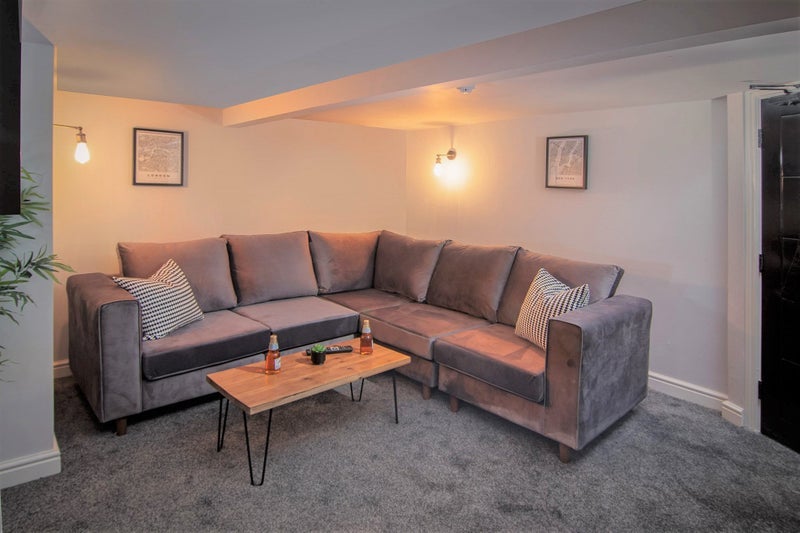 Room Poplar Avenue in Blackpool