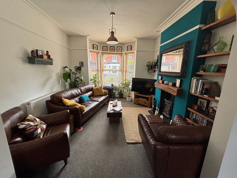 Room Barton Lane in Salford