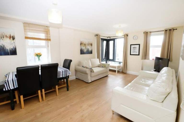 Flat College Place North in Belfast