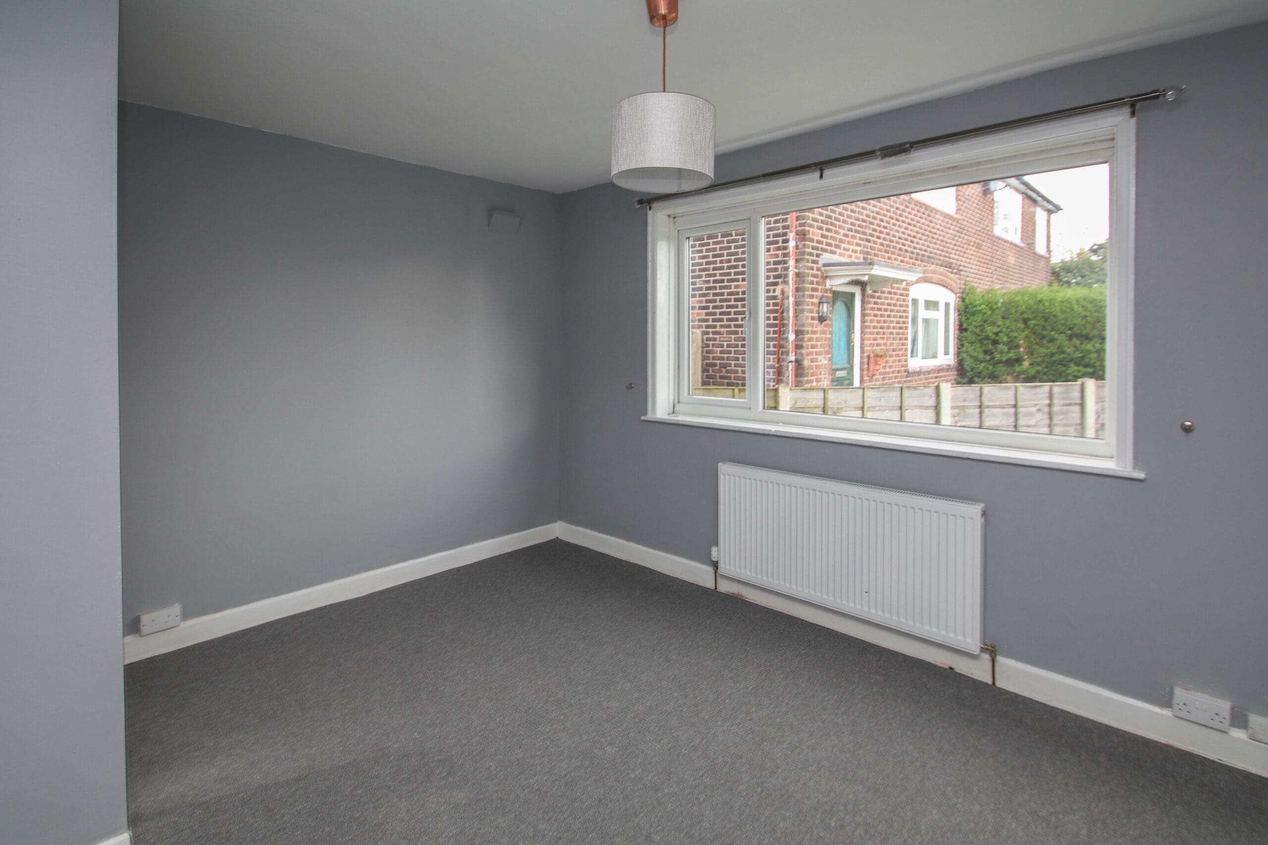 Flat Woodlake Avenue in Manchester