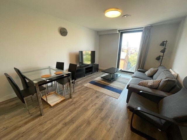 Flat Birchall Street in Birmingham