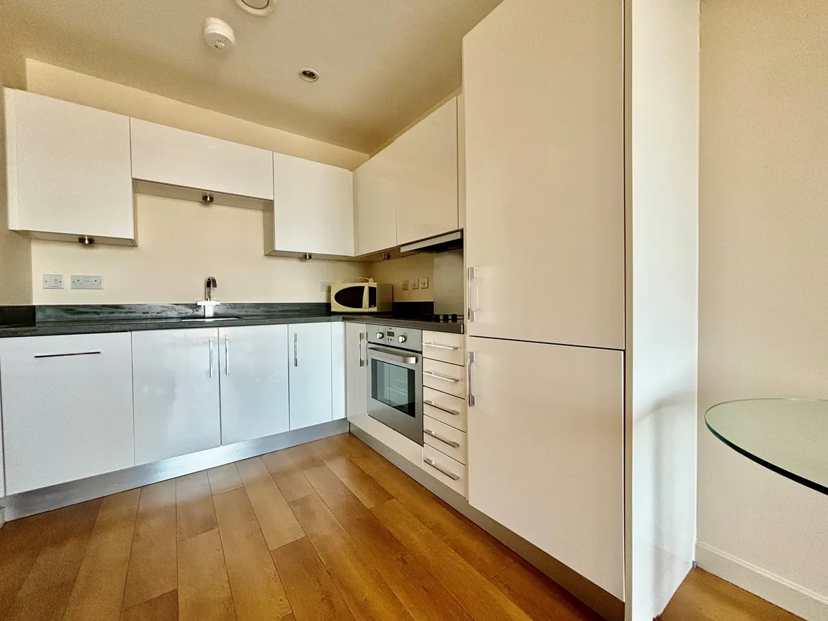 Flat Ocean Drive in Gillingham