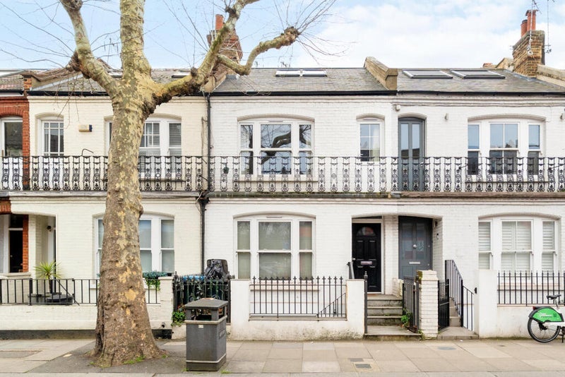 Flat Wandsworth Bridge Road in Greater London