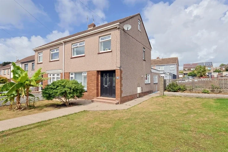 House Greenwood Close in Bridgend