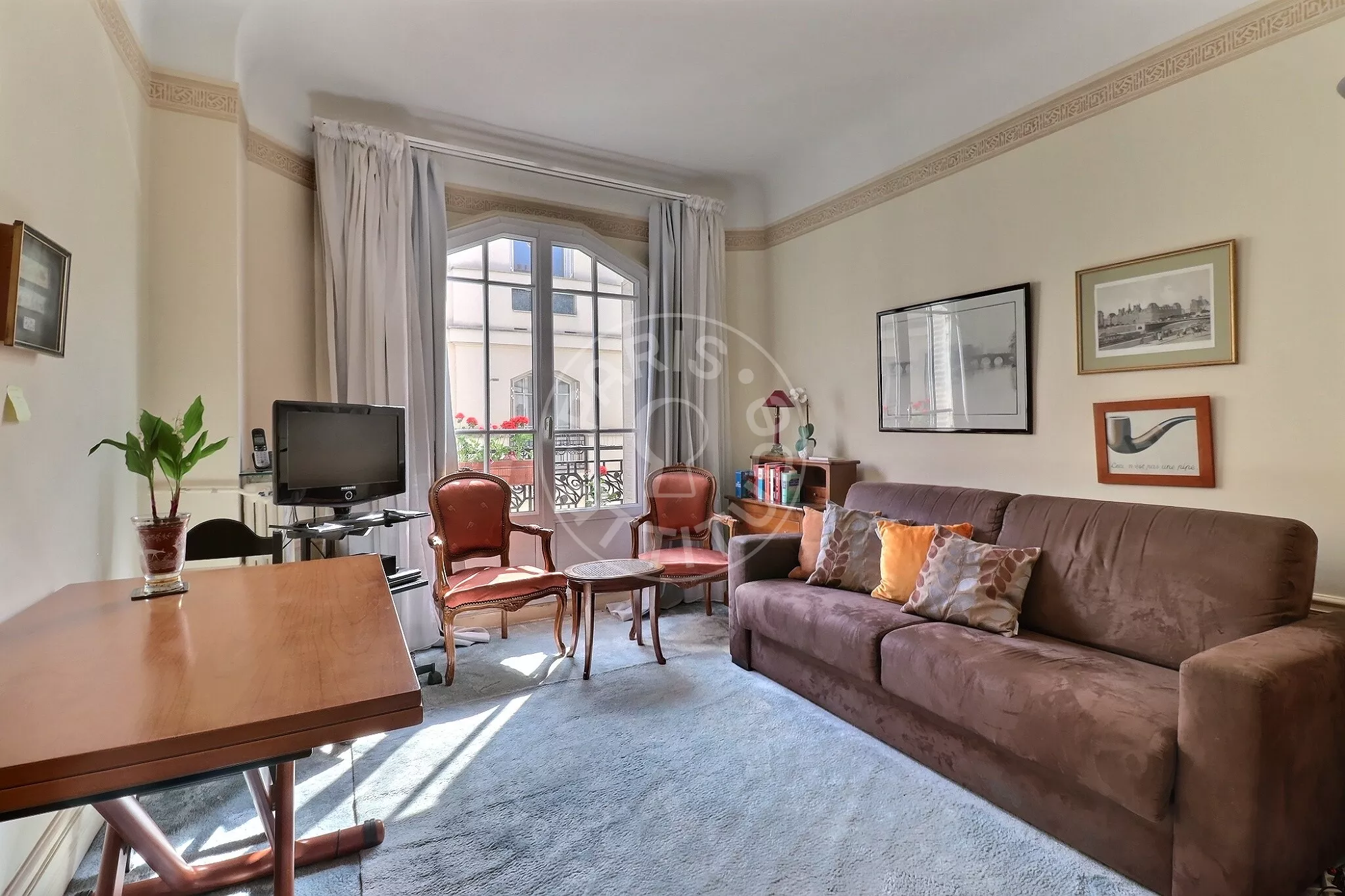 Appartement Rue Le Marois à Paris