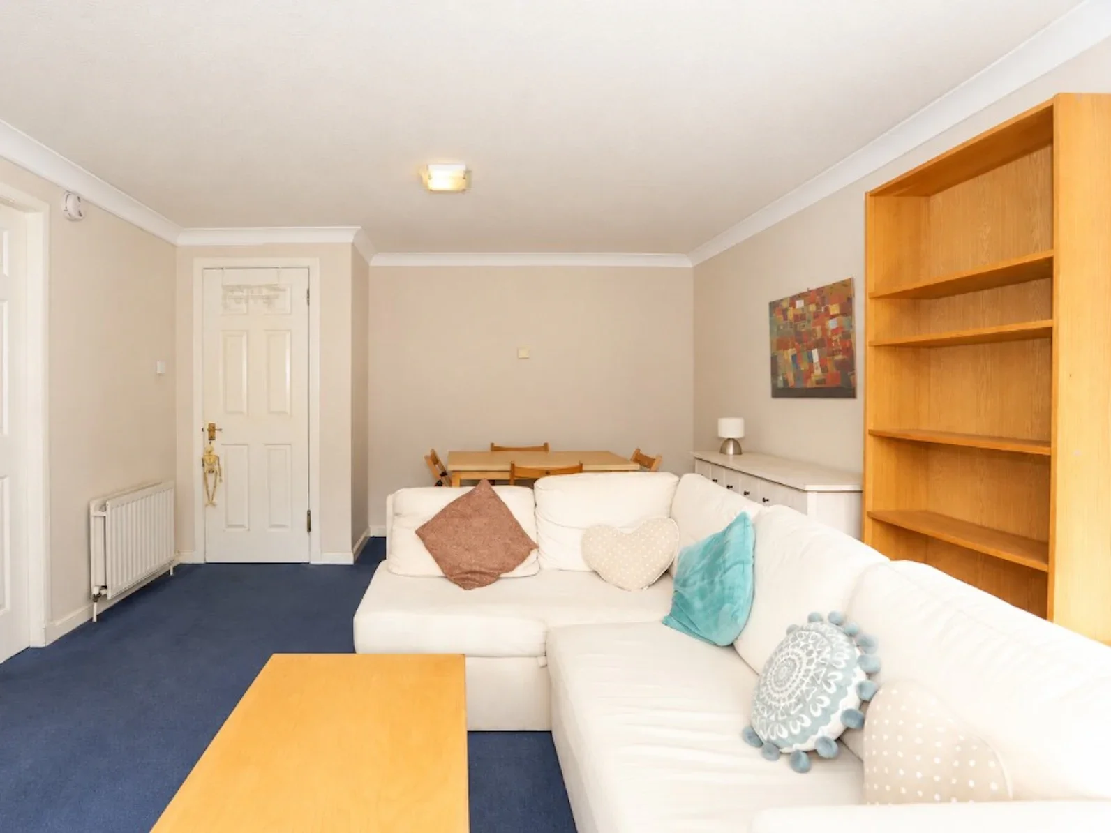 Flat Russell Gardens in City of Edinburgh