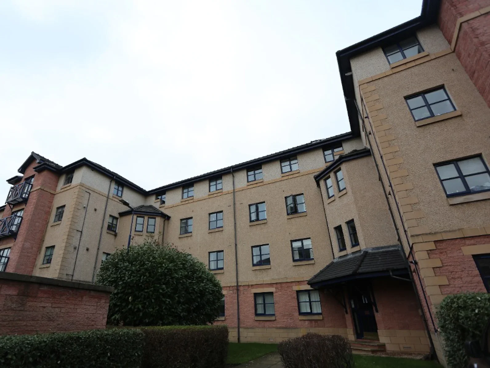 Flat Russell Gardens in City of Edinburgh