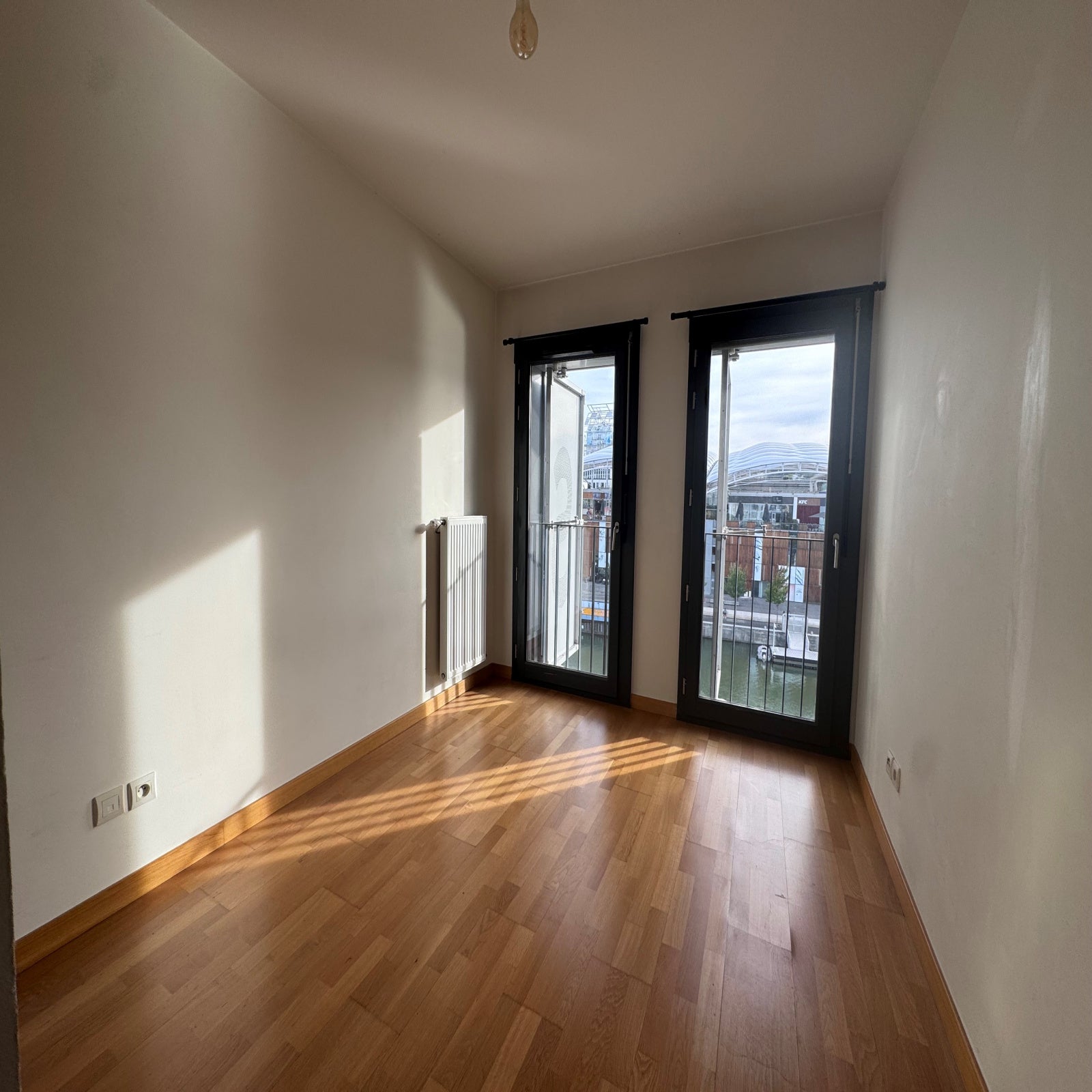 Flat Quai Antoine Riboud in Lyon