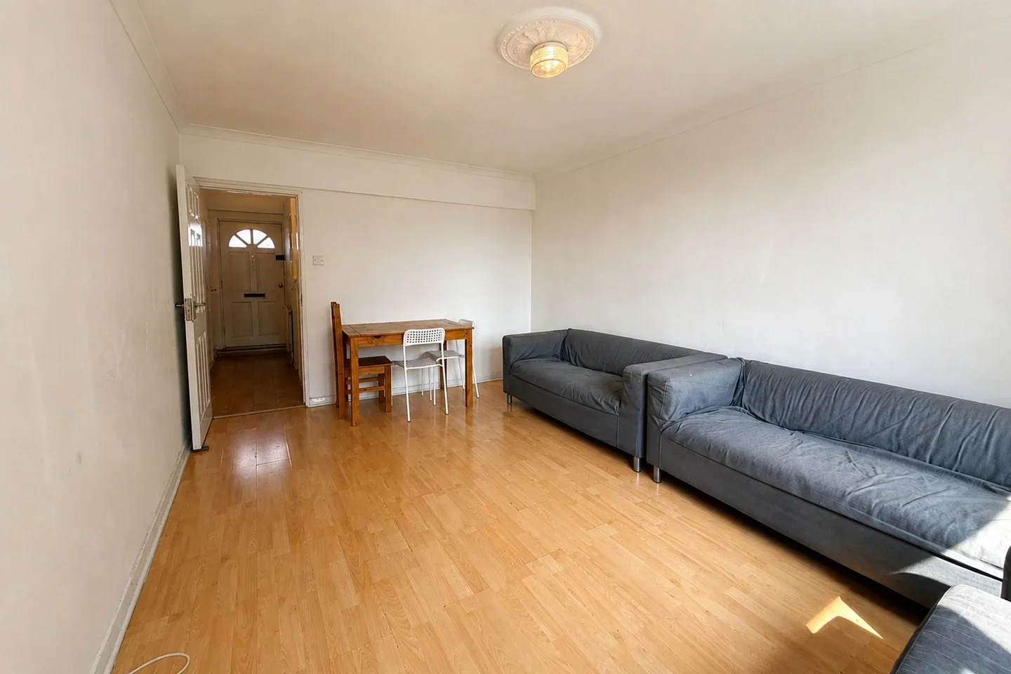 Flat King Square in Greater London