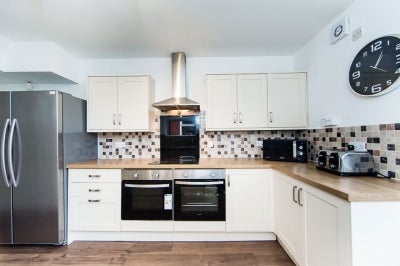 House Estcourt Terrace in Leeds