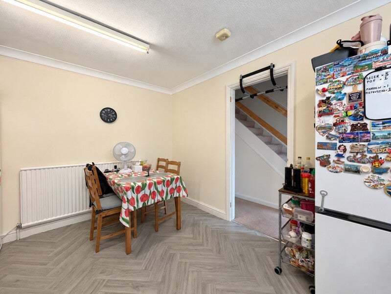 House Wilmot Close in West Oxfordshire