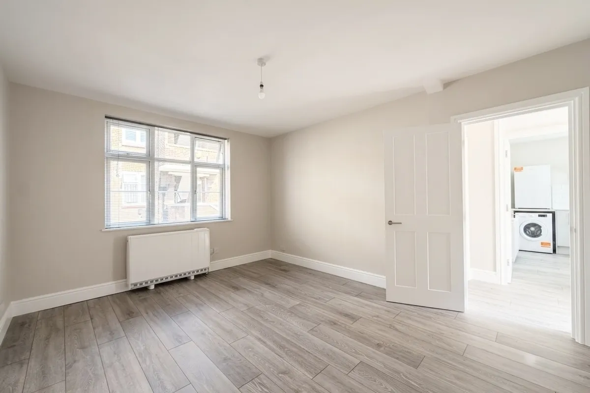 Flat Brighton Road in Greater London