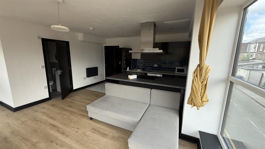 Flat Mersey Street in Warrington