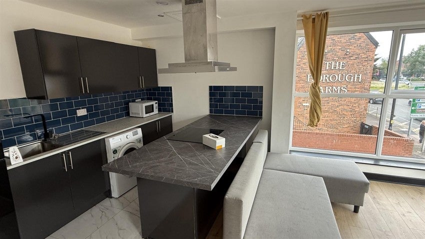 Flat Mersey Street in Warrington