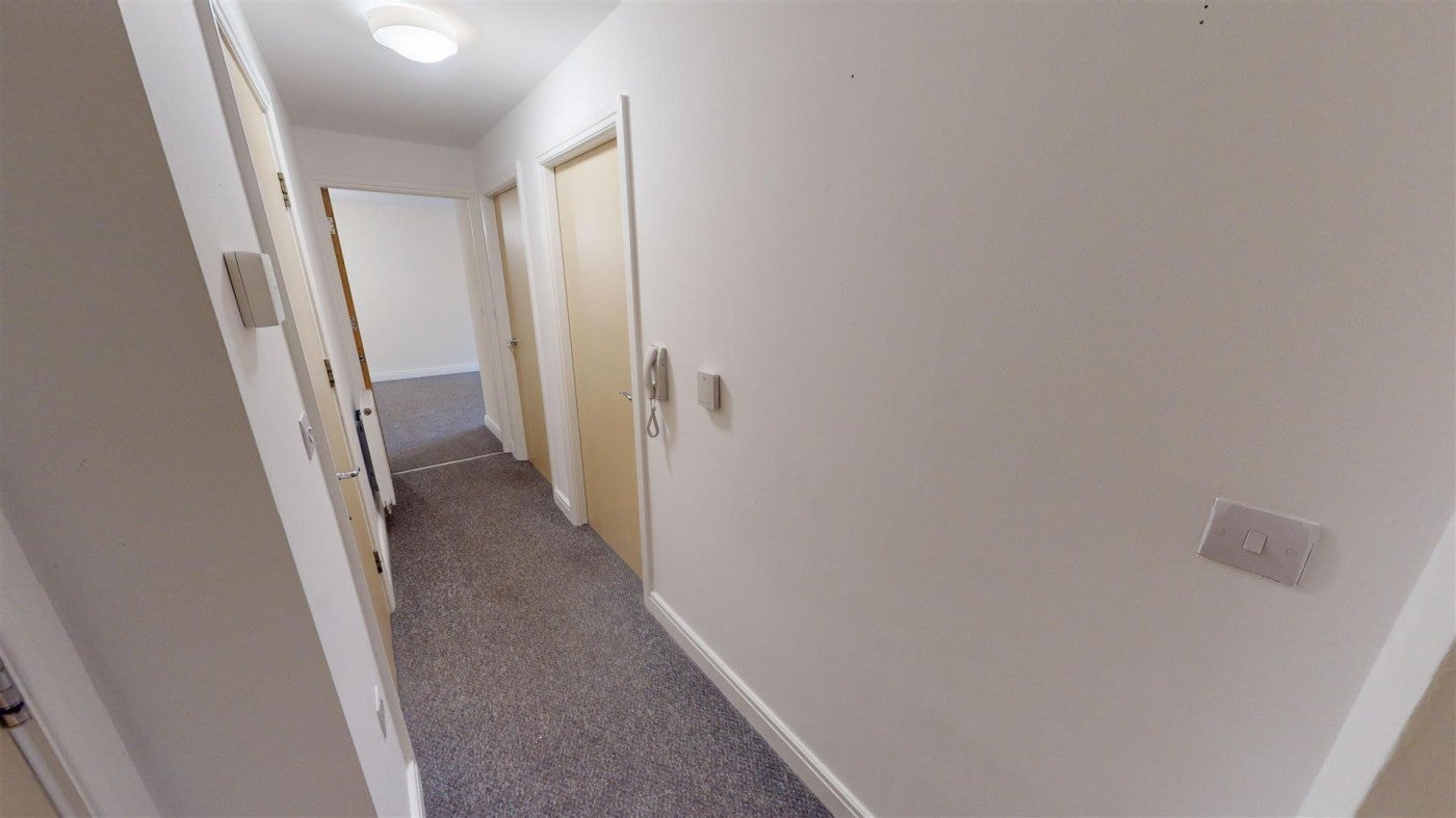 Flat Lowther Crescent in St Helens