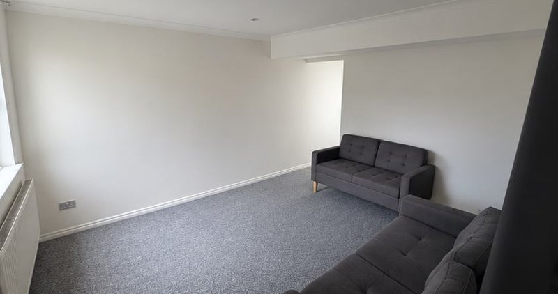 Room Pretoria Road in Greater London