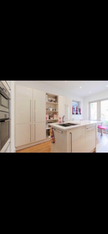 Room Perryn Road in Greater London