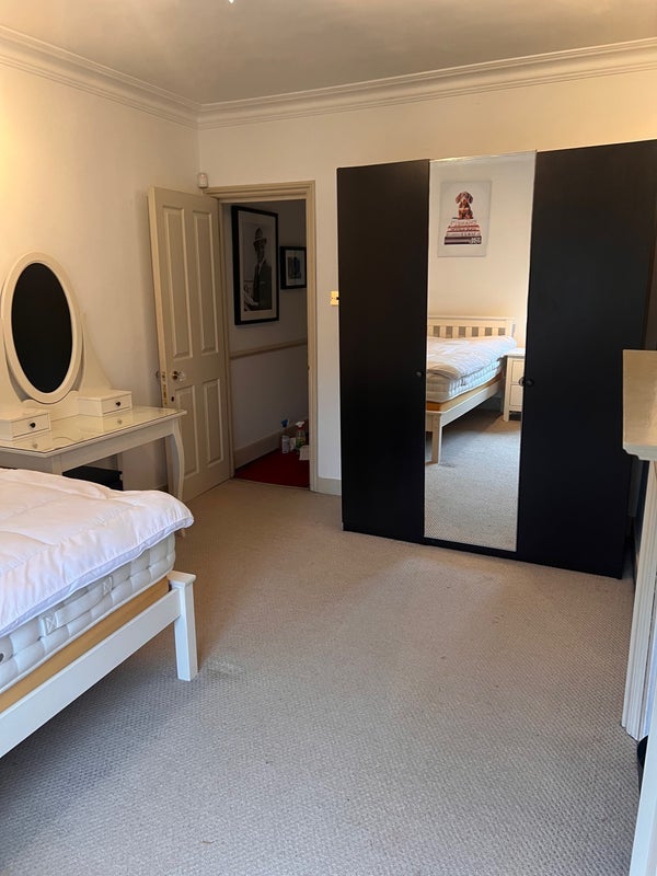 Room Perryn Road in Greater London