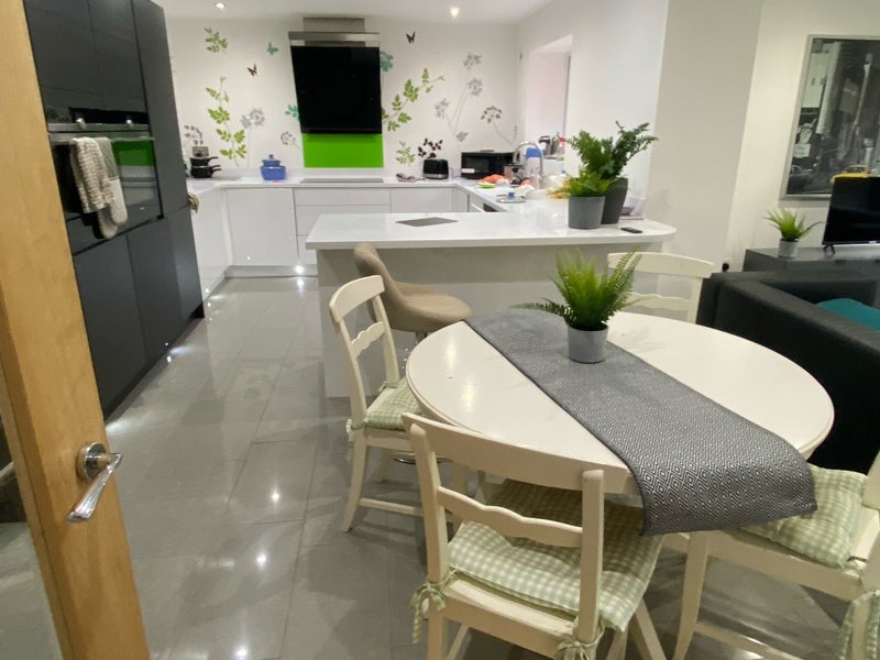 Room Orchard Cottages in Nottingham