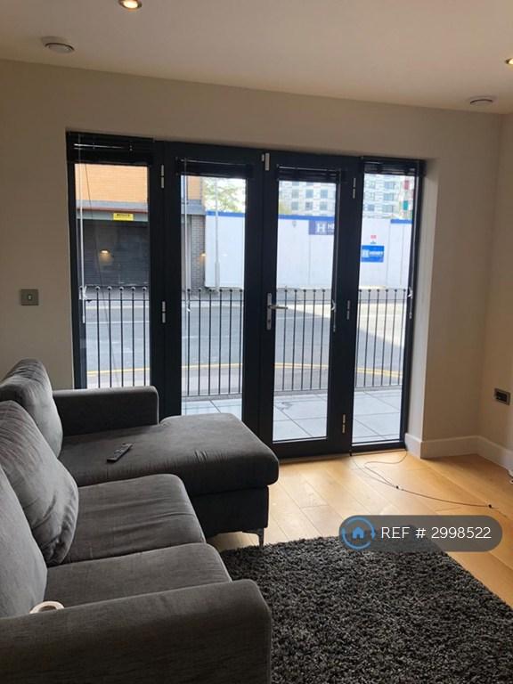 Flat Weldale Street in Reading