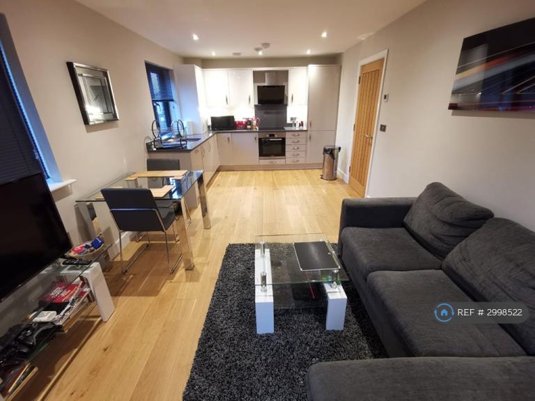 Flat Weldale Street in Reading