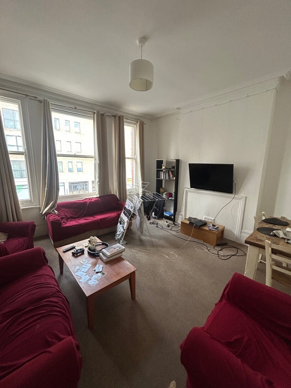 Room Burlington Road in Greater London