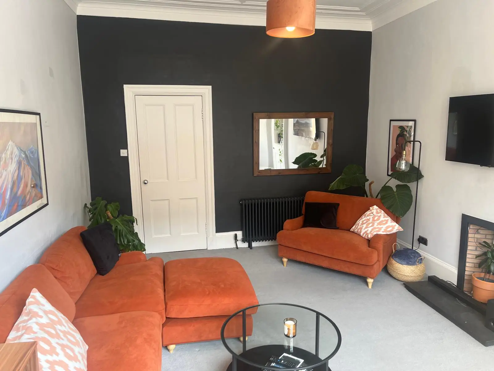 Flat Airlie Street in Glasgow