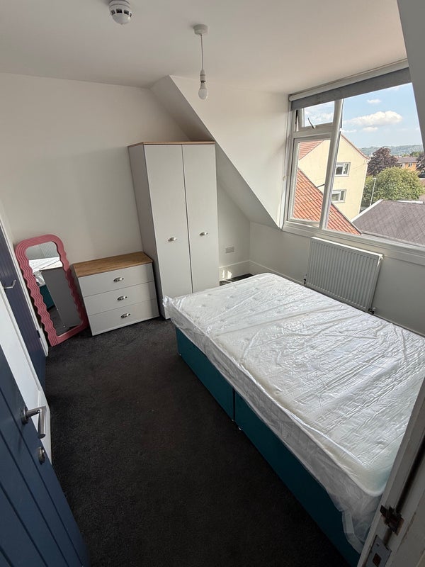 Room Colonel Stephens Way in Weston-super-Mare
