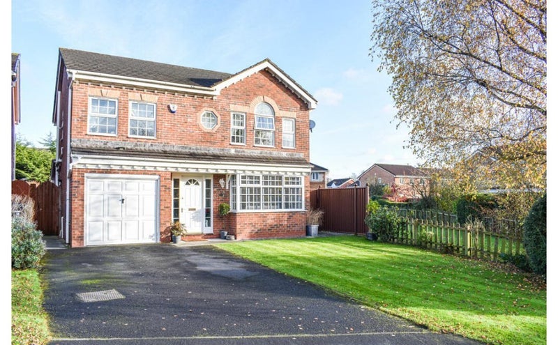 Room Sandyfield in Preston