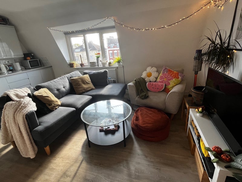 Room Kingsdown Parade in Bristol