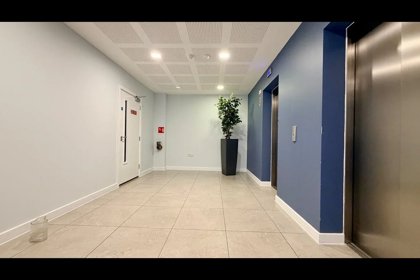 Flat Bessemer Place in Greater London