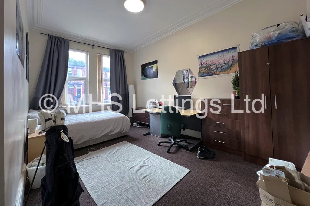 Room Brudenell Avenue in Leeds