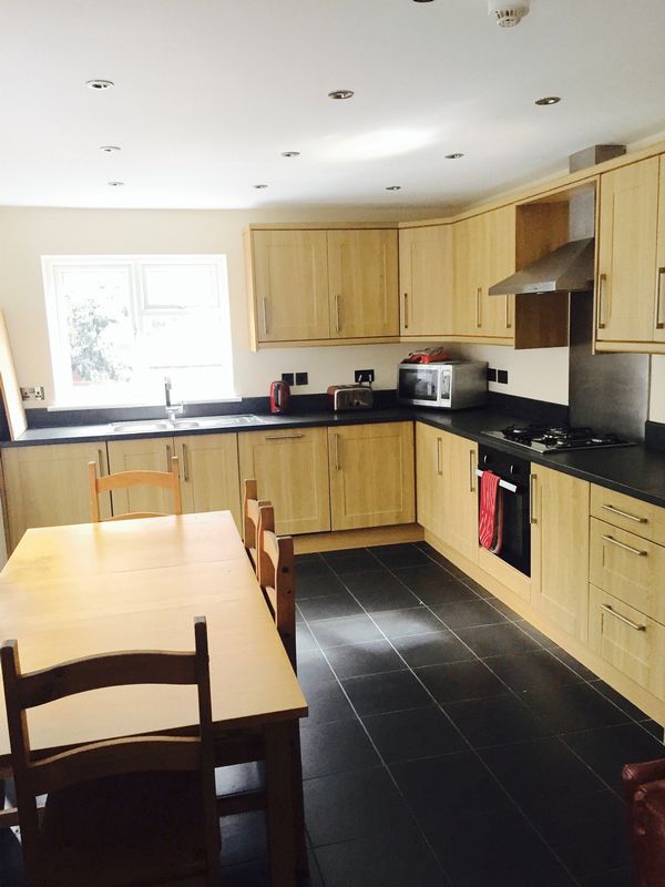 Room Derby Grove in Nottingham