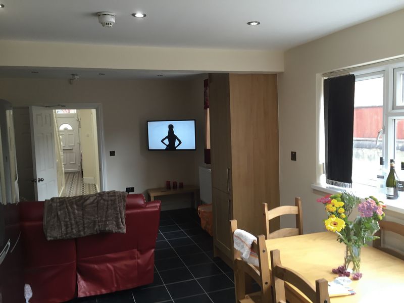 Room Derby Grove in Nottingham