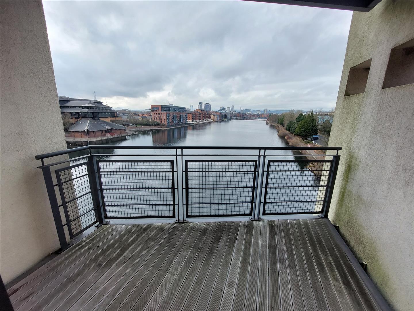 Flat Galleon Way in Cardiff