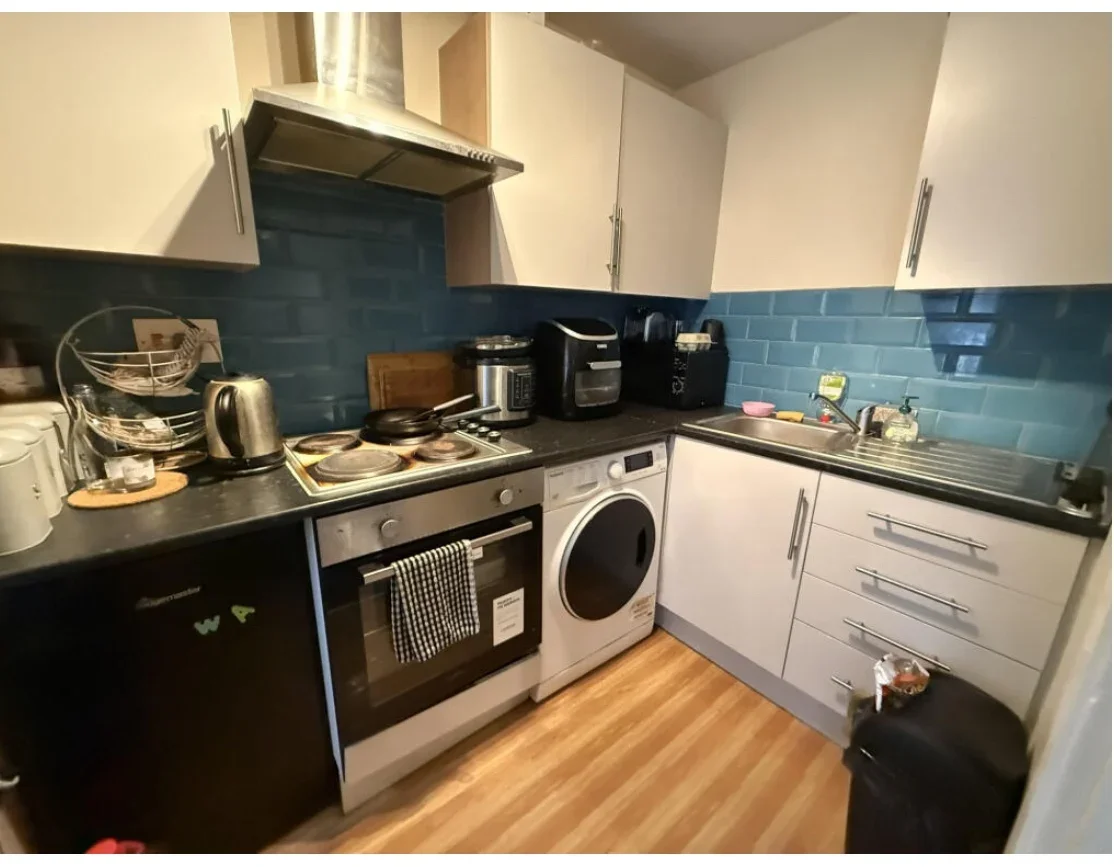 Flat Bader Gardens in Slough