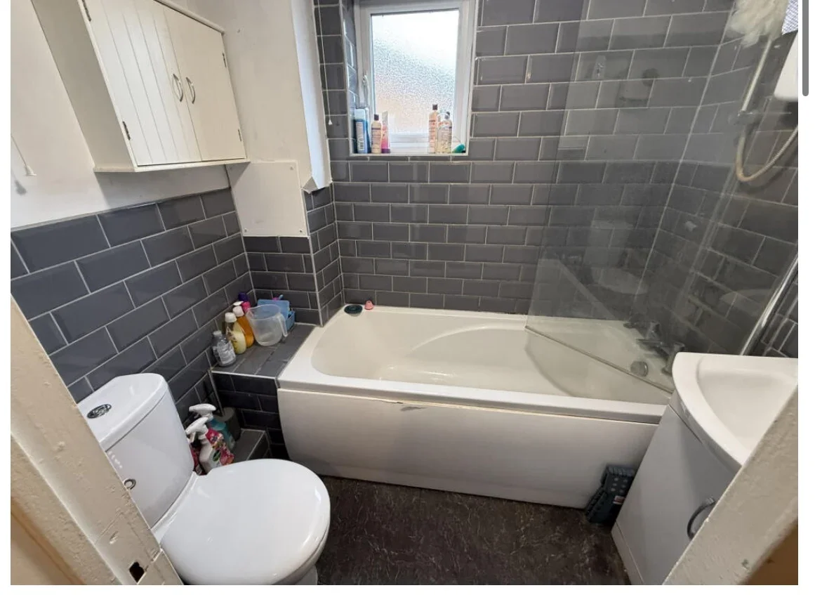 Flat Bader Gardens in Slough