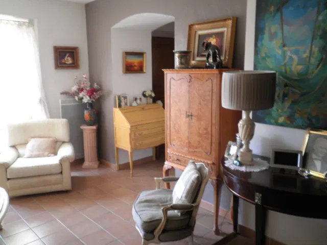 Room Route de la Gare in Ollioules
