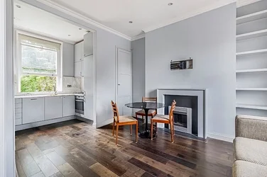 Flat Boris Nemtsov Place in Greater London