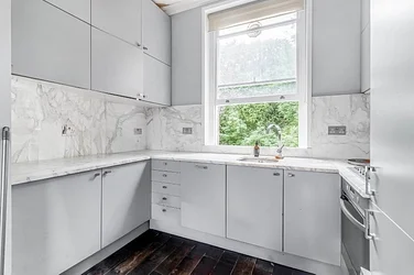 Flat Boris Nemtsov Place in Greater London