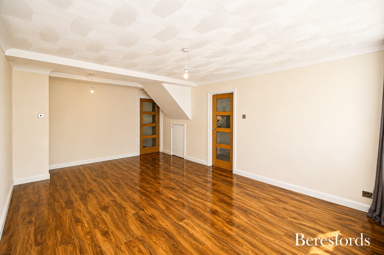 Flat Newlands Road in Billericay