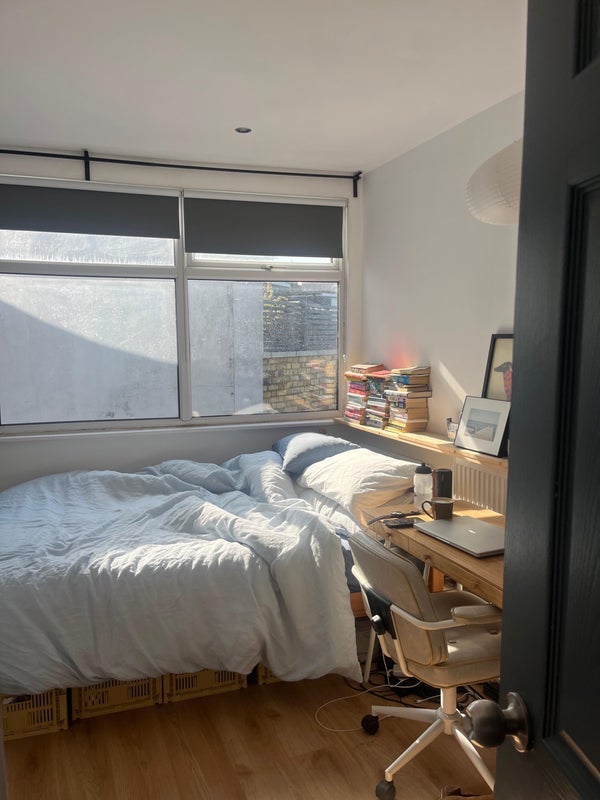 Room Conway Road in Greater London