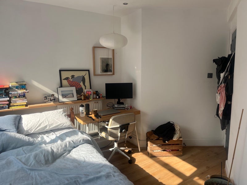 Room Conway Road in Greater London