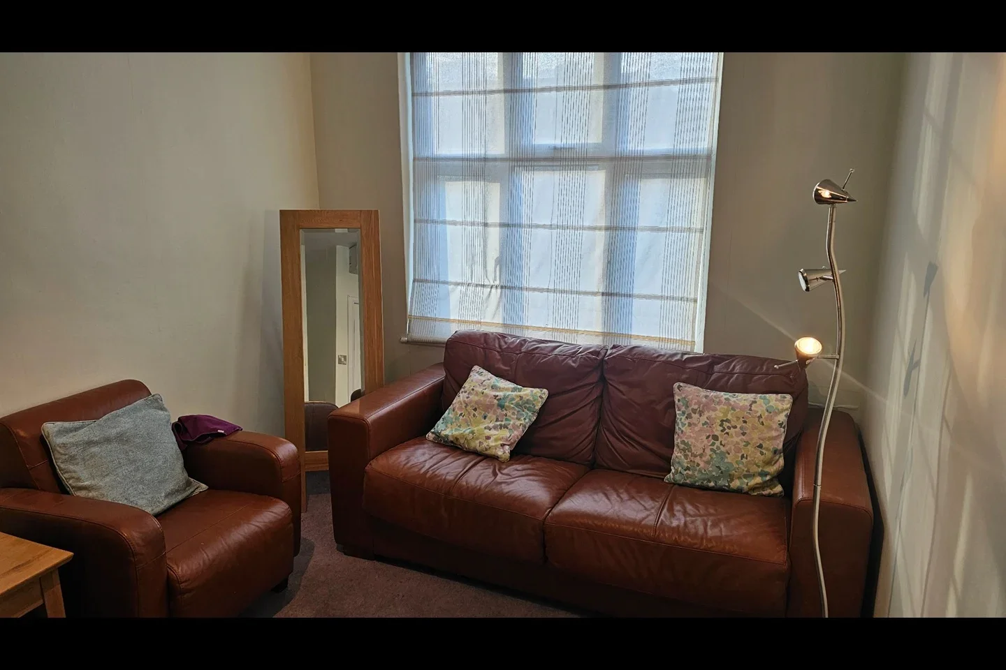 Flat Kingsbury Road in London